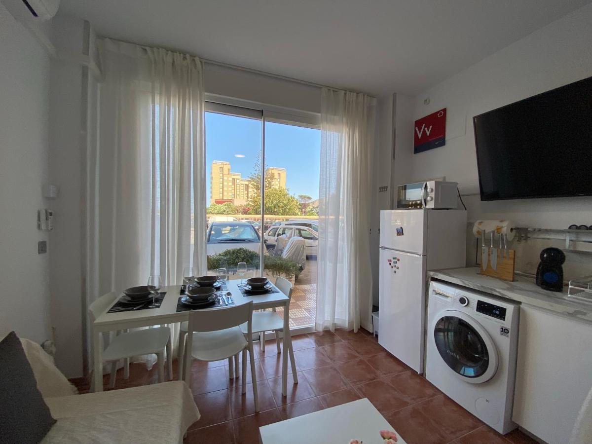 Beachside Studios: Ground Floor Retreat With Bikes & Water Sports Apartment *