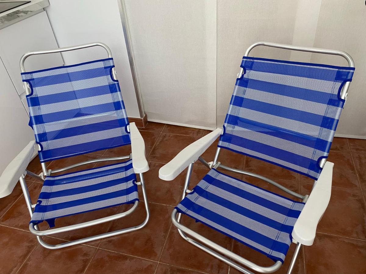 Km 0, Pisos Estudios - Planta Baja - 100m De La Playa - Flats - Ground Floor - 100m From The Beach, Cada Con Bicis & Tabla Sup, Piscina & Padel & Tenis & Mas - Each With Bikes & Sup Board, Pool & Paddle & Tennis &