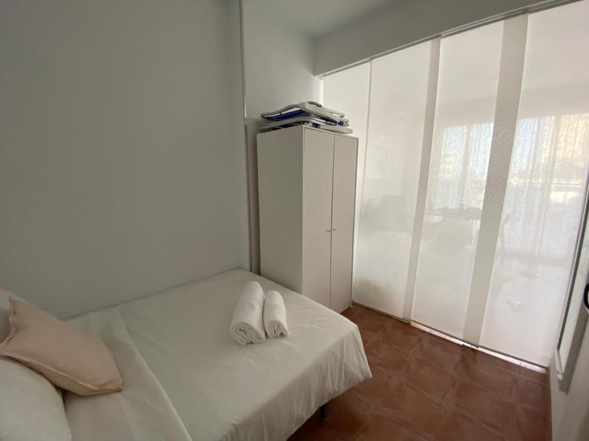 La Manga Km 0, Piso 100m De La Playa - Flat 100m From The Beach, Con Bicis, Piscina, Pádel&tenis Y Más - With Bikes, Pool, Paddle&tennis&more Apartamento *