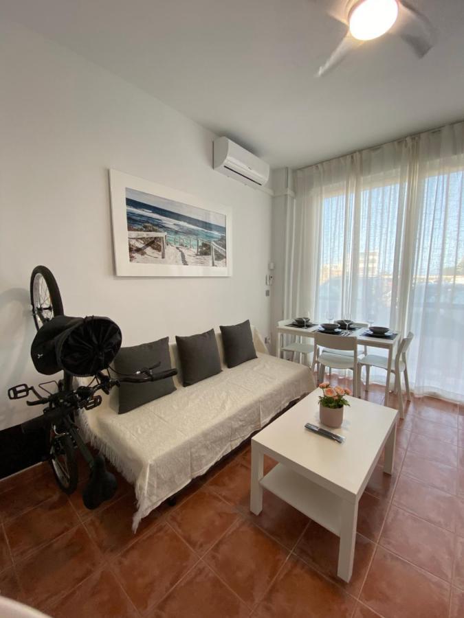 La Manga Km 0, Piso 100m De La Playa - Flat 100m From The Beach, Con Bicis, Piscina, Pádel&tenis Y Más - With Bikes, Pool, Paddle&tennis&more Apartamento La Manga del Mar Menor
