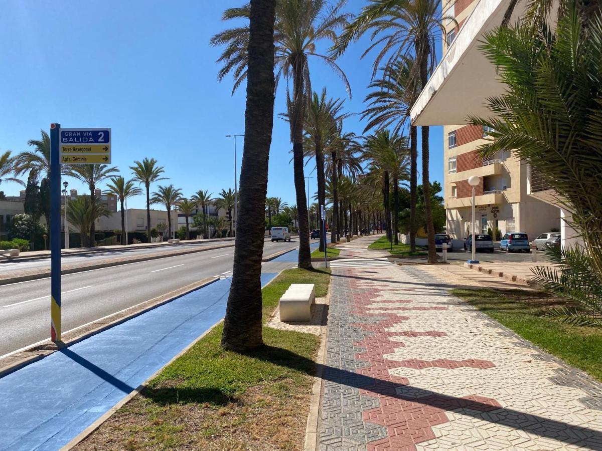 La Manga Km 0, Piso 100m De La Playa - Flat 100m From The Beach, Con Bicis, Piscina, Pádel&tenis Y Más - With Bikes, Pool, Paddle&tennis&more Apartamento La Manga del Mar Menor